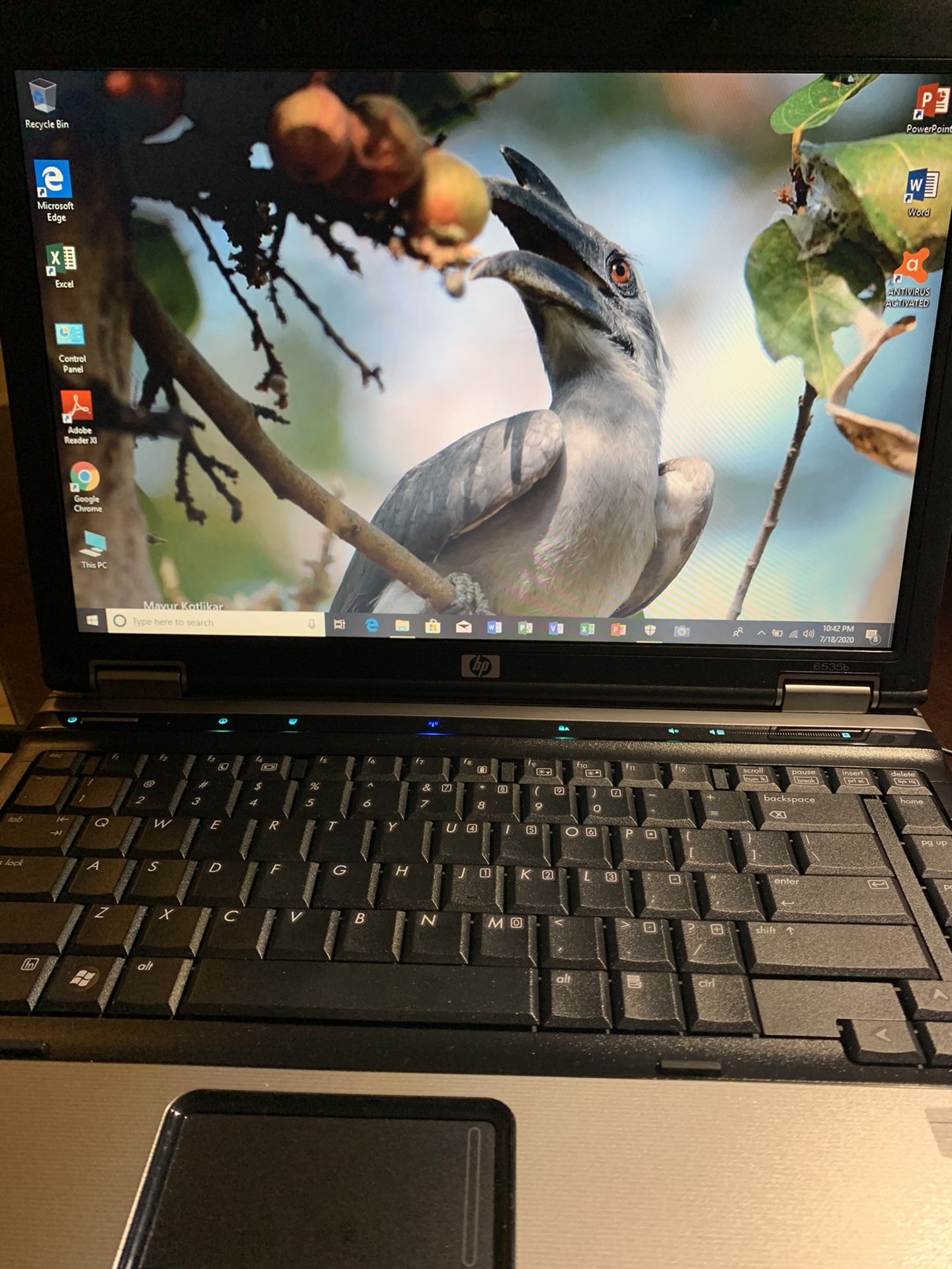 HP ELITEBOOK ...model #8530W...$$$135.00-$$$.....135GB SSD....4.0 RAM ....SUPER CLEAN...READY FOR CLASSES ON LINE OR HOME NO PASSWORD