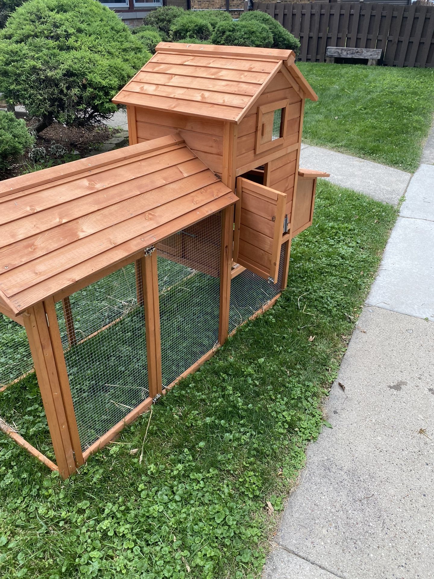 Chicken Coop/ Rabbit Cage 