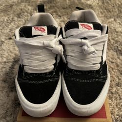 knu skool vans