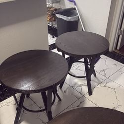 2 end tables and coffee table