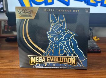 Pokemon - Mega Evolutions Lucario ETB