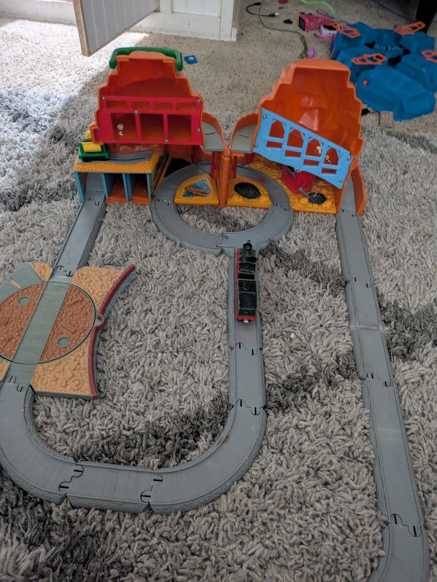 Thomas The Train Sodor Mining Take Along Set