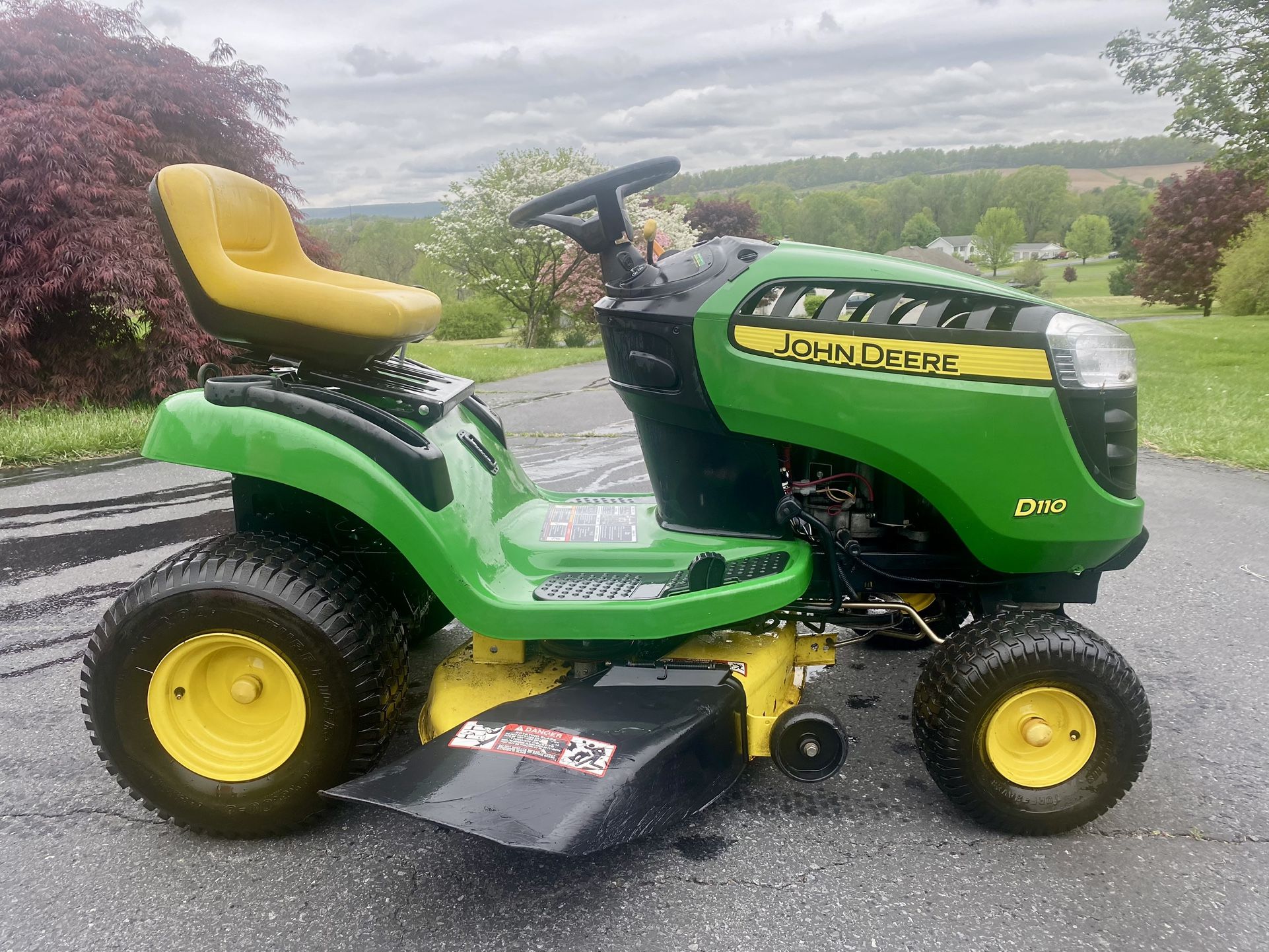 Parting Out John Deere D110 Lawn Tractor