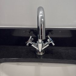 Bathroom Facet 