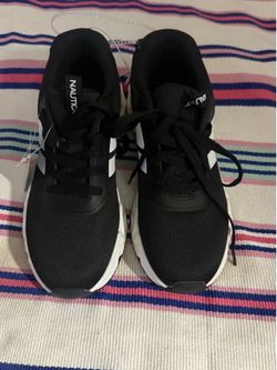 Nautica size 4 (runs big)