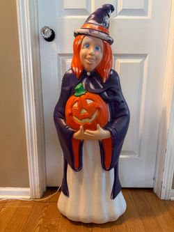 Grand Venture 38” Witch Blow Mold (Halloween Blow Molds)