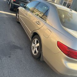 2005 Honda Accord 