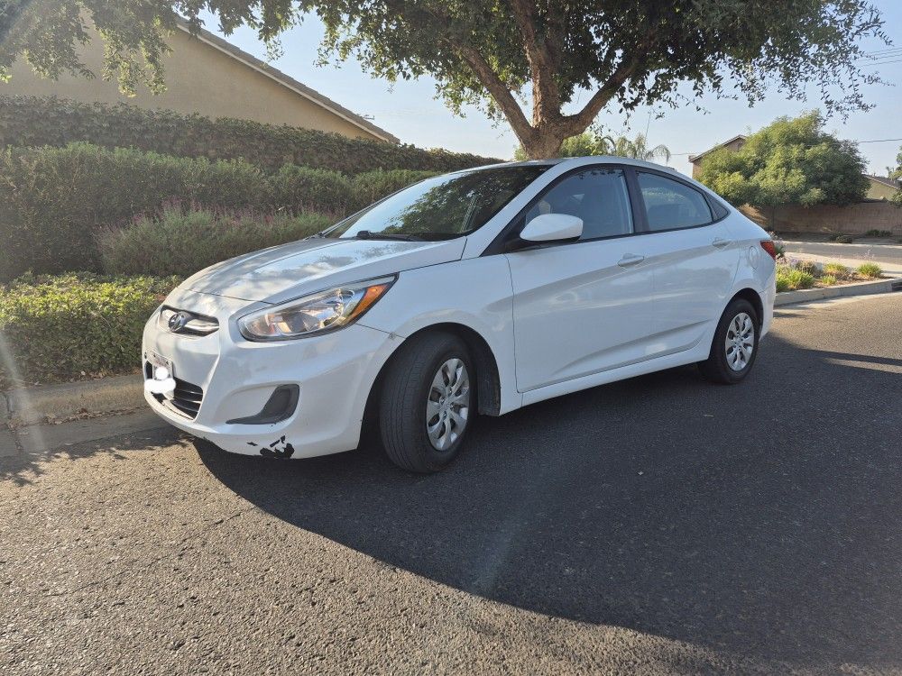 2016 Hyundai Accent