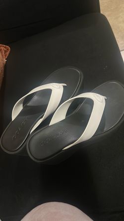 Coach sandals