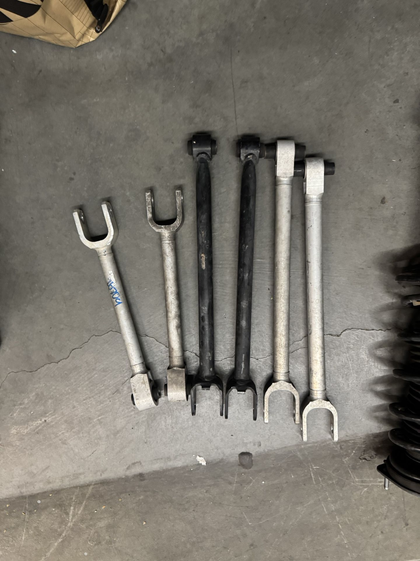 OEM 14-17 Q50 Rear Control arms