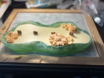 Handcrafted Resin Bowl With Wooden Wick Candles