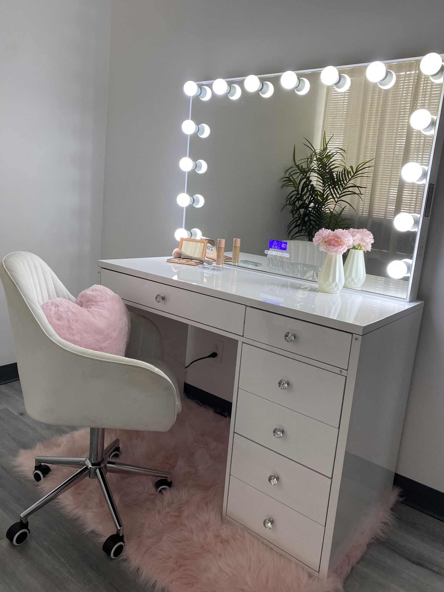 Makeup Vanity with Bluetooth Mirror separate accessories