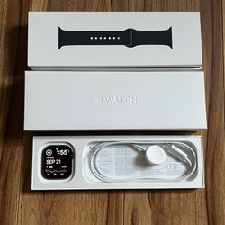Apple Watch Series 9 (45mm) GPS /Cellular 