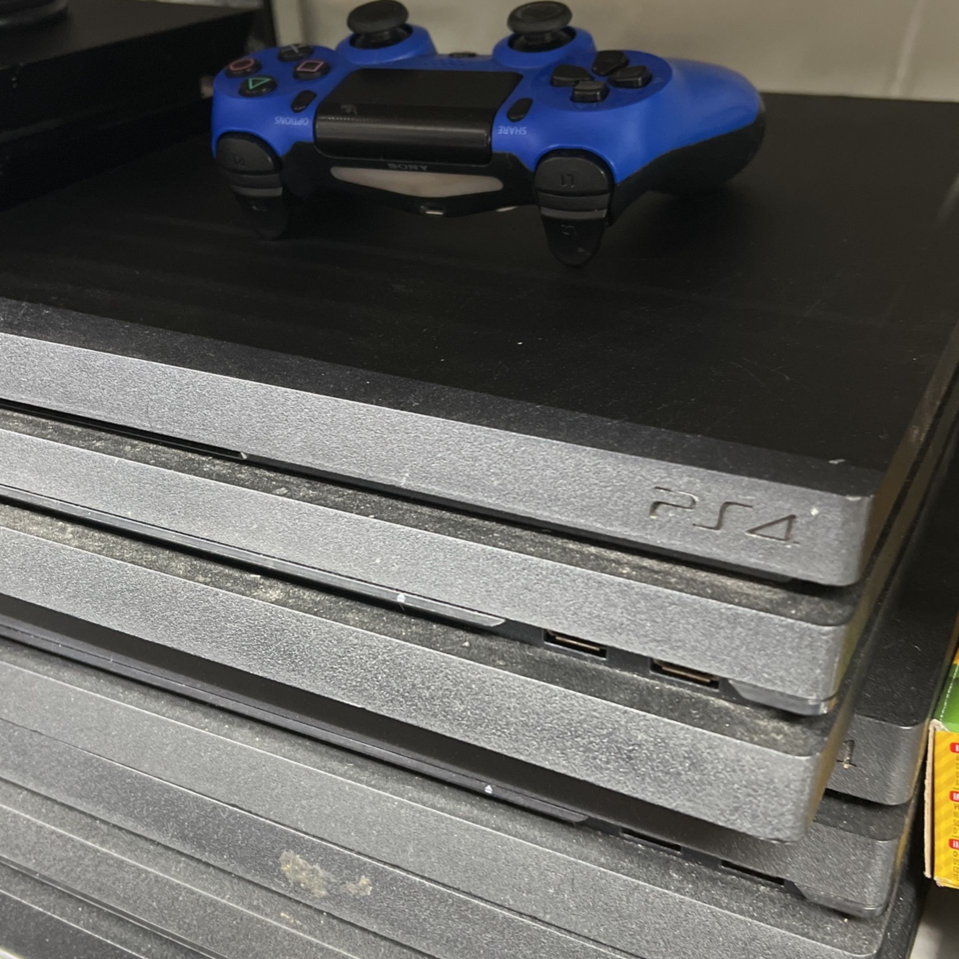 iPads Tablets And Gaming Systems