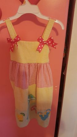 Girls size 6 spring dress