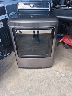 LG stainless steel gas dryer extra large capacity fully functional