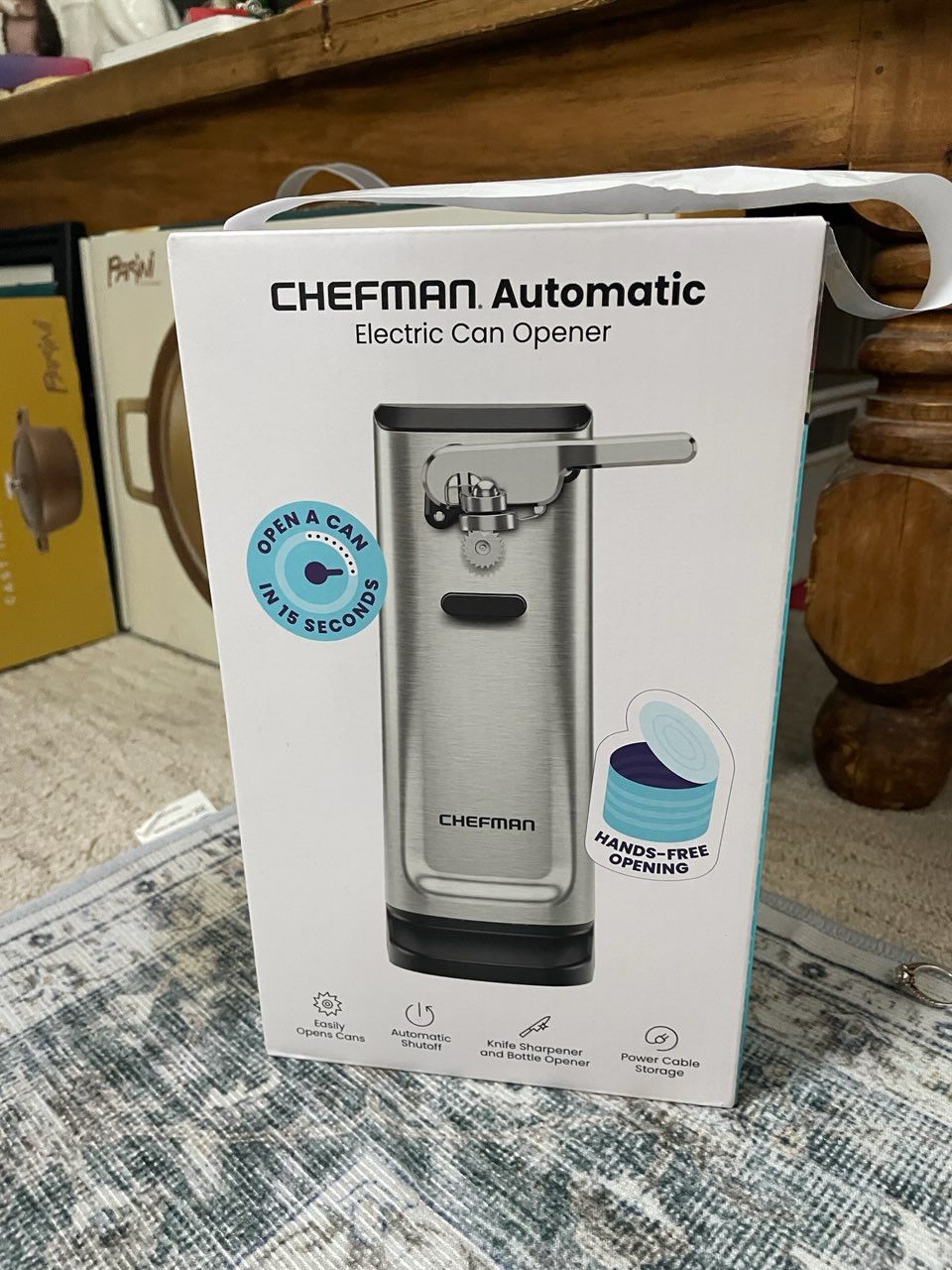 Automatic electric can open