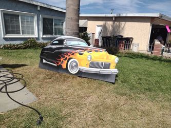 Retro Car Standup