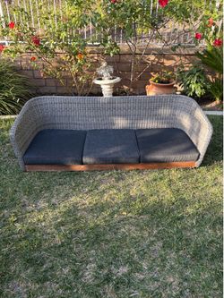 Woven Wicker Outdoor Sofa with Wood Base