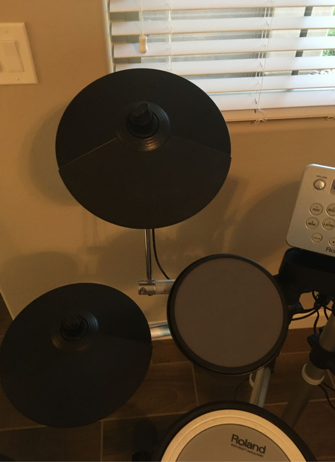 Roland VDrums HD3 electronic drum kit for Sale in Chandler, AZ OfferUp