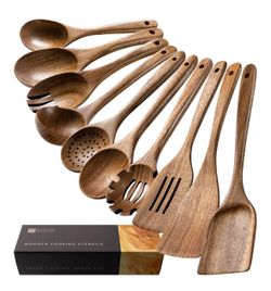 Wooden cooking utensils