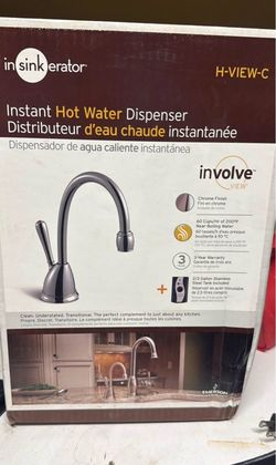 Instant hot water dispenser