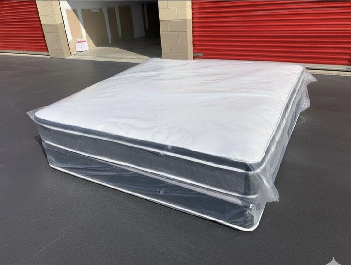 NEW Mattress Queen Size Pillowtop With Box Spring // Offer  🚚