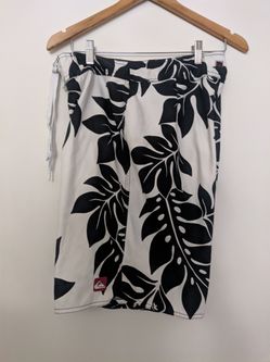 Quicksilver Men's size 31