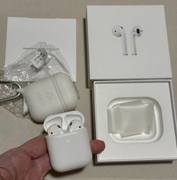 Genuine Apple AirPods 2nd Generation (MRXJ2AM/A A1938)