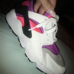Women's Pink & Purple Nike Air Huaraches Size 5.5