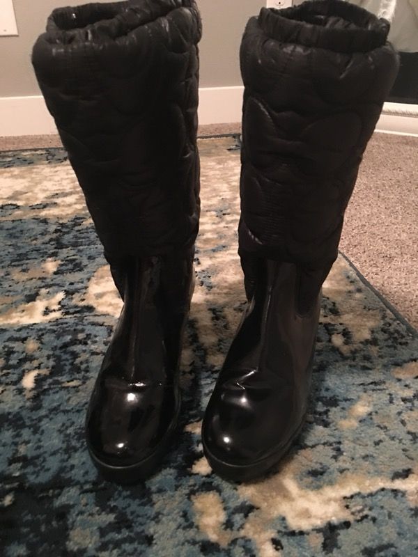Coach boots