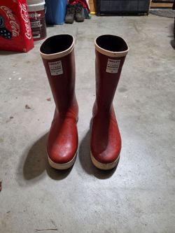 Tingley Size 10  "Super Comfortable"  Neoprene Waterproof Boots