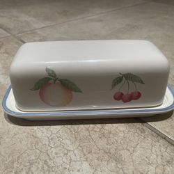 Vintage Pfaltzgraff Hopscotch Butter Dish. 