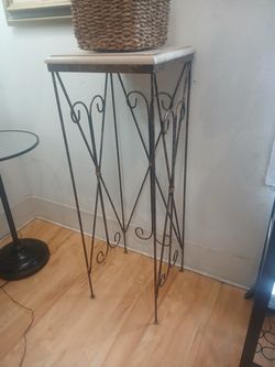 Tall (3ft) Plantstand