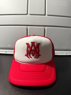 Amiri hat