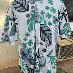 PreOwned Reyn Spooner Multicolored Hawaiian Print Full Button Men's Classic XL