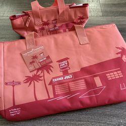Brand New with Tag Large AND Mini Lunch Reusable Insulated Bag Trader Joe’s Peach Bag