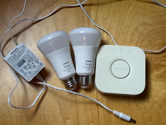 Philips Hue White and Color 2 bulbs and hub