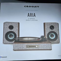 Crosley Aria Vinyl Record Player with Speakers, Wireless Bluetooth and FM Radio - Audio