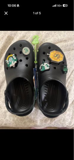 Women’s Size 8 Slytherin Crocs
