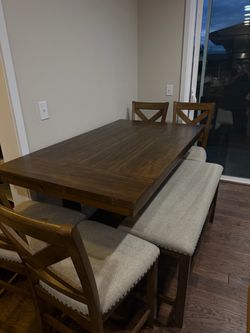 Dining set