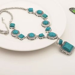 NEW TURQUOISE NECKLACE 