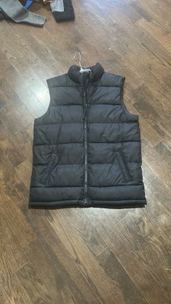LARGE MENS OLD NAVY VEST