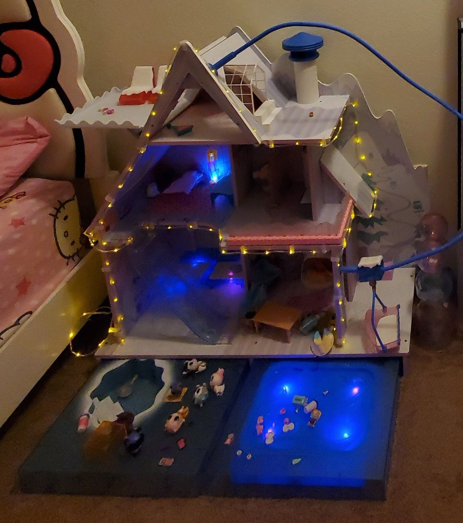 Lol winter doll house
