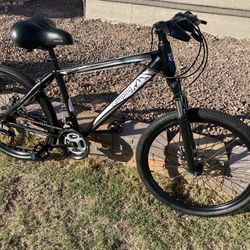 24” Mountain Bike New Excellent Condition!! Dual Disc Brakes New Tubes!!