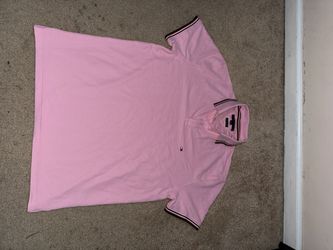 Tommy Hilfiger Tee Size Medium 