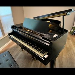Wurlitzer Baby Grand Piano
