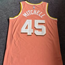 Donovan Mitchell Cleveland Cavaliers City Edition Nike Dri Fit Size L Jersey