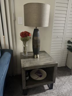 Rustic Modern End Table / Nightstand – Gray Wood Finish Set of 2
