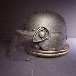 United Shield IIIA (3A) Helmet Removable Face Shield (Size Medium) Bullet Proof